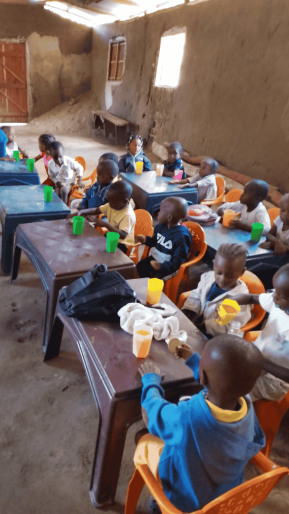 Escola SemeAfrica em Moçambique